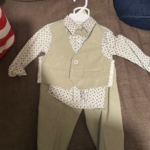 3 piece matching set with bow tie